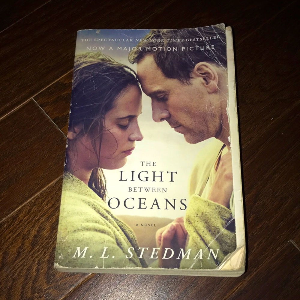 Paperback Book - The Light Between Oceans